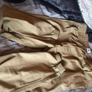 Old Navy Khaki jogger pants